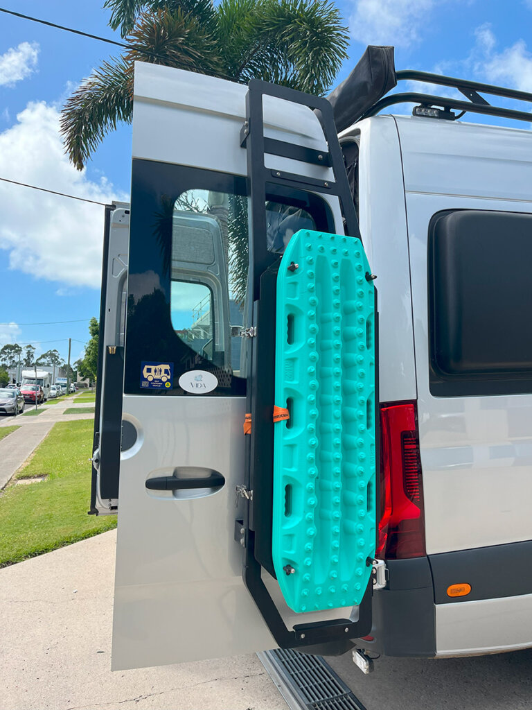 MaxTrax Mount